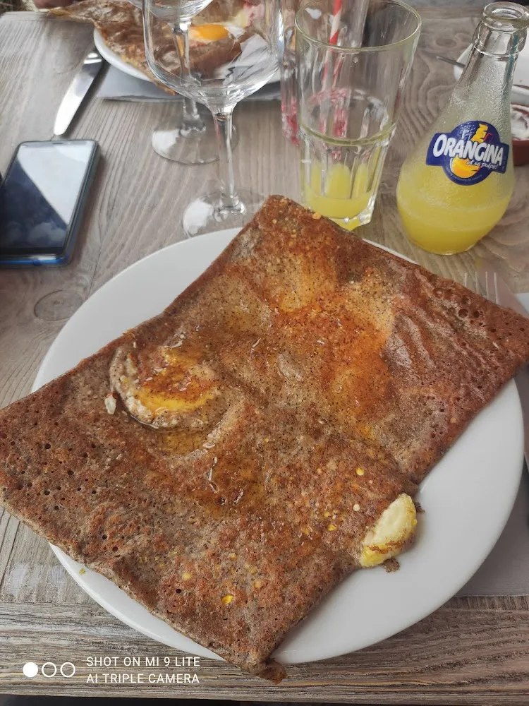 Galettes Chèvre Miel Oeufs Brouillés